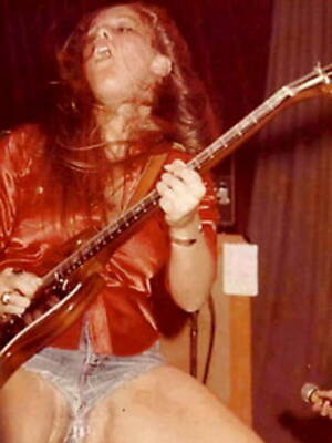 Lita Ford Porn - The Runaway Pictures Search (9 galleries)