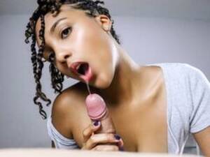 Ebony Girl Hd - This Girl Sucks Porn Videos - Faapy
