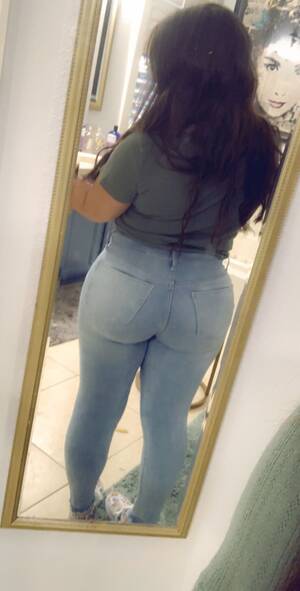 big ass jeans - Big booty in tight jeans Porn Pic - EPORNER