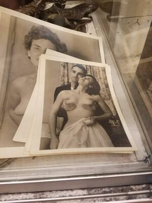1800s Porn Reddit - NSFW catch and release: Vintage photo of a couple found at an antique store  in New Orleans that I regret not buying : r/ThriftStoreHauls