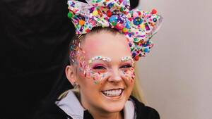 Jojo Siwa Porn - Jojo Siwa Doesn't Give AF If Your Kid Doesn't Like Her | by mad dyke mag |  Medium