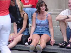 legs upskirt voyeur - Twink fuck clilp