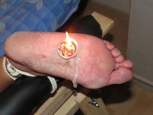 foot binding - 