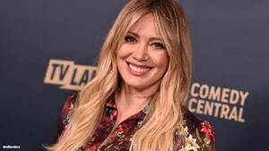 Hilary Duff Lesbian Porn - Is Gay Inclusion the Reason the Lizzie McGuire Reboot Isn't Happening?