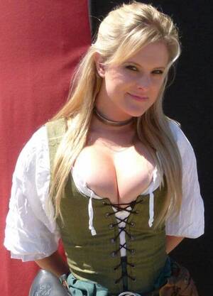 Medieval Wench Porn - Any love for a bar wench? : r/cosplaygirls