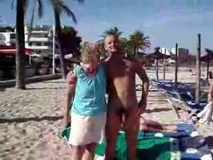 Cfnm Granny Porn - CFNM granny - ThisVid.com