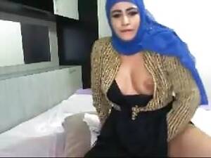 Big Tits Arab Solo - Arabe solo boobs | xHamster