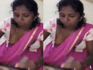 maid handjob mumbai - Desi maid Handjob | DixyPorn.com