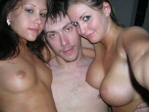 2 hot girls 1 lucky guy - Two hot girls, one lucky guy Porn Pic - EPORNER