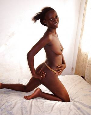 Amateur Black Milf - Amateur Black MILF Foto Porno - EPORNER