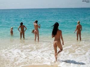 drunk naked at beach gurl - Naked girls at the beach â€“ Naked Girls