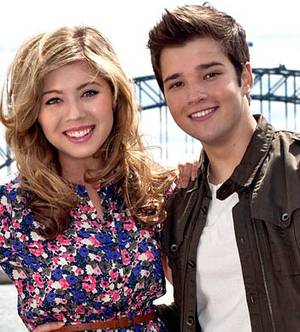 icarly famous toon facials - Jennette McCurdy And Nathan Kress