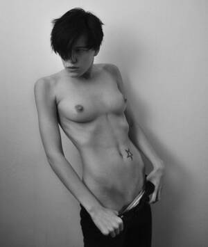 Androgynous Tits - Sexy Androgynous Girls - Sexdicted