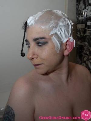 Headshave Porn - Head shaving fetish