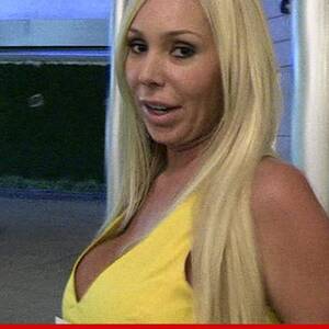 Drunk Party Porn Star - Porn Star Mary Carey -- Kicked Off Plane -- Too Drunk To Fly to Nude Party
