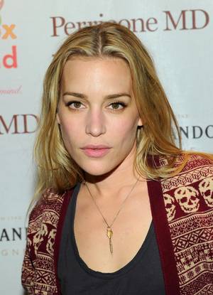 Covert Affairs Tv Series Porn - Piper Perabo 1976 ( Coyote Ugly, Cheaper by the dozen,Covert affairs TV  series