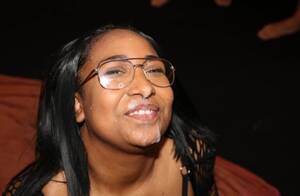 Cum On Ebony Glasses - Ebony Glasses Cum Face Porn Pics & Naked Photos - PornPics.com