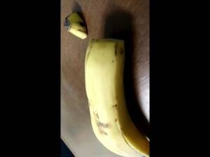banana peel jerk off xxx - Jacking Off at Work With Banana Peel - free sex video & mobile porno -  Pinkclips.mobi
