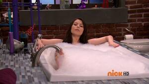 Miranda Cosgrove Feet Porn - Miranda-Cosgrove-Feet-597645.jpg | MOTHERLESS.COM â„¢