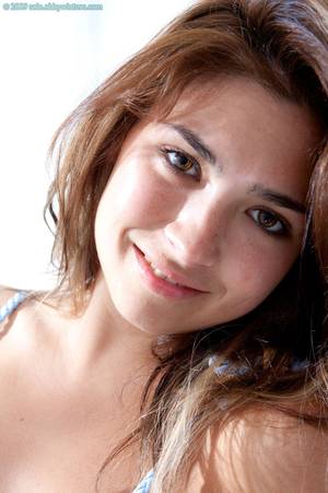 Mira Belle Porn - Mirabelle sexy striptease