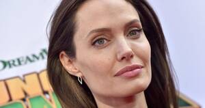 Angelina Jolie Getting Fucked - The Angelina Jolie hate meter is about to be turned up again.