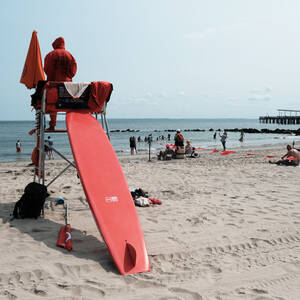 new york beach sex - N.Y.P.D. Drones Carrying Rafts Could Join Lifeguards in Beach Rescues - The New  York Times