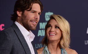 Carrie Underwood Real Porn - Friends Think Carrie Underwood and Mike Fisher Are Pregnant With Twins!