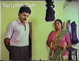Mallu Aunty With Boy Sex - Hot mallu aunty sex on movie shoot