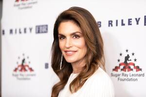 Cindy Crawford Porn Sextape - Cindy Crawford explains why she's still modeling nude at 53