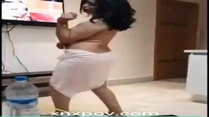 Dance Indian - Baile Desnudo Realizado Por Una Chica India - EPORNER