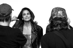 Cindy Crawford Celebrity Porn - Cindy Crawford on Why She Posed Nude for Playboy Against Everyone's Advice