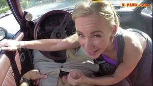 Blowjobs While Driving Car - Blonde bimbo gives a road head while test driving her car - XVIDEOS.COM