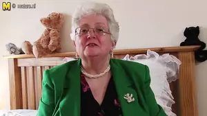 dirty minded granny - Granny what big tits and a dirty mind | xHamster