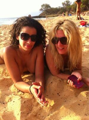hawaii naturist beach sex - 13 Top Nude Beaches In Hawaii: The Best For Any Age