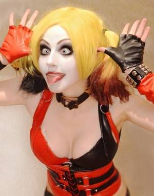 Arkham City Harley Quinn Cosplay Porn - Character: Harley Quinn / From: The Batman - Arkham City Video Game /  Cosplayâ€¦