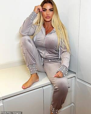 Katy Perry Foot Fetish Porn - Katie Price sells Â£5 OnlyFans video rubbing cream into her 'perfect' feet |  Daily Mail Online