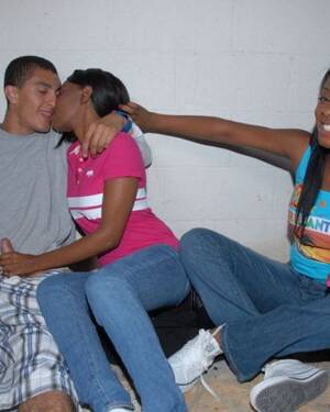 black threesome cum shots - Amateur ebony GF threesome fuck and facial cumshot Porn Pictures, XXX  Photos, Sex Images #3111134 - PICTOA