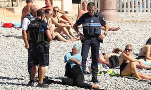 naked beach europe - Don't throw sand over my eyes. On the burkini ban and European cruelty | by  Flavia Dzodan | This Political Woman | Medium
