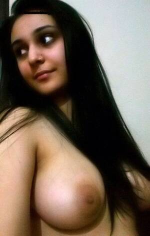hot chubby indian nude - Chubby-Desi-Indian-Girl-Taking-Naked-Selfshot-Pics-In-Bedroom-2.jpg |  MOTHERLESS.COM â„¢