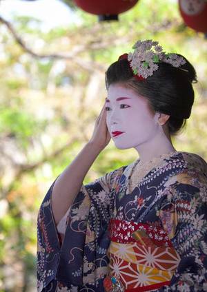 beautiful japanese geisha mai - Kagai in October #7 (by Onihide) Maiko Umeyae æ¢…ã‚„ãˆ Â· Japanese Culture KimonoJapanese ...