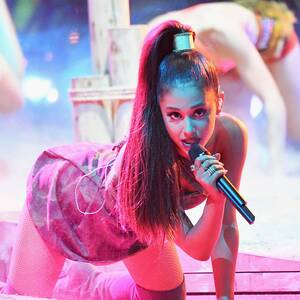 Ariana Grande Naked Porn Bunny Suit - Ariana Grande Keeps Finding Her Lane
