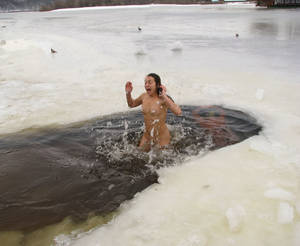 girls swimming naked - Big group of russian nudists swimming naked at winter | Russian Sexy Girls