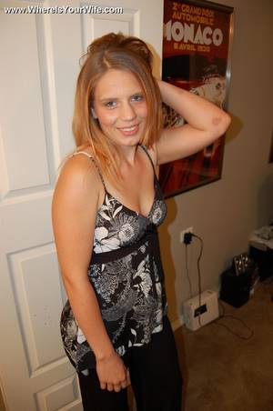 big booty blonde milf - Young big booty blonde milf spreaded wide o - XXX Dessert - Picture 1