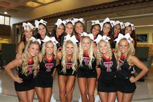 cheerleader team - texastech17