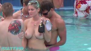 adult topless party - Topless at public pool party - ThisVid.com