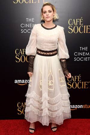 Look Kristen Stewart Porn - Kristen Stewart on Her Style Evolution: â€œI Feel Way More Comfortable a |  Vanity Fair