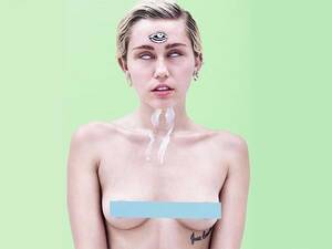 Disney Lesbian Porn Miley Cyrus - Miley Cyrus Lesbian | Miley Cyrus Paper Magazine | Miley Cyrus Bisexual -  Filmibeat