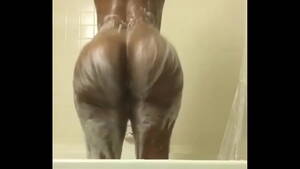 big black butt shower - Ebony Diamond Monroe shaking big soapy ass in shower - XVIDEOS.COM