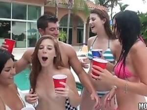 hot teen party - Some Fantastic Teen Party Porn Clips are right here to blow your mind