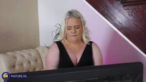 british blonde bbw pussy - Blonde BBW cougar Kerry is a naughty British housewife that loves to  masturbate her shaved pussy(2023) | Porno Videos Hub
